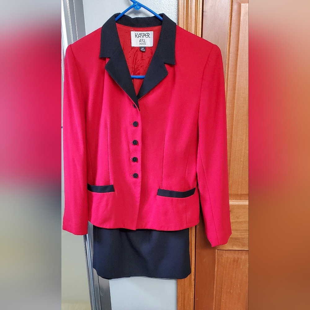 Skirt suite